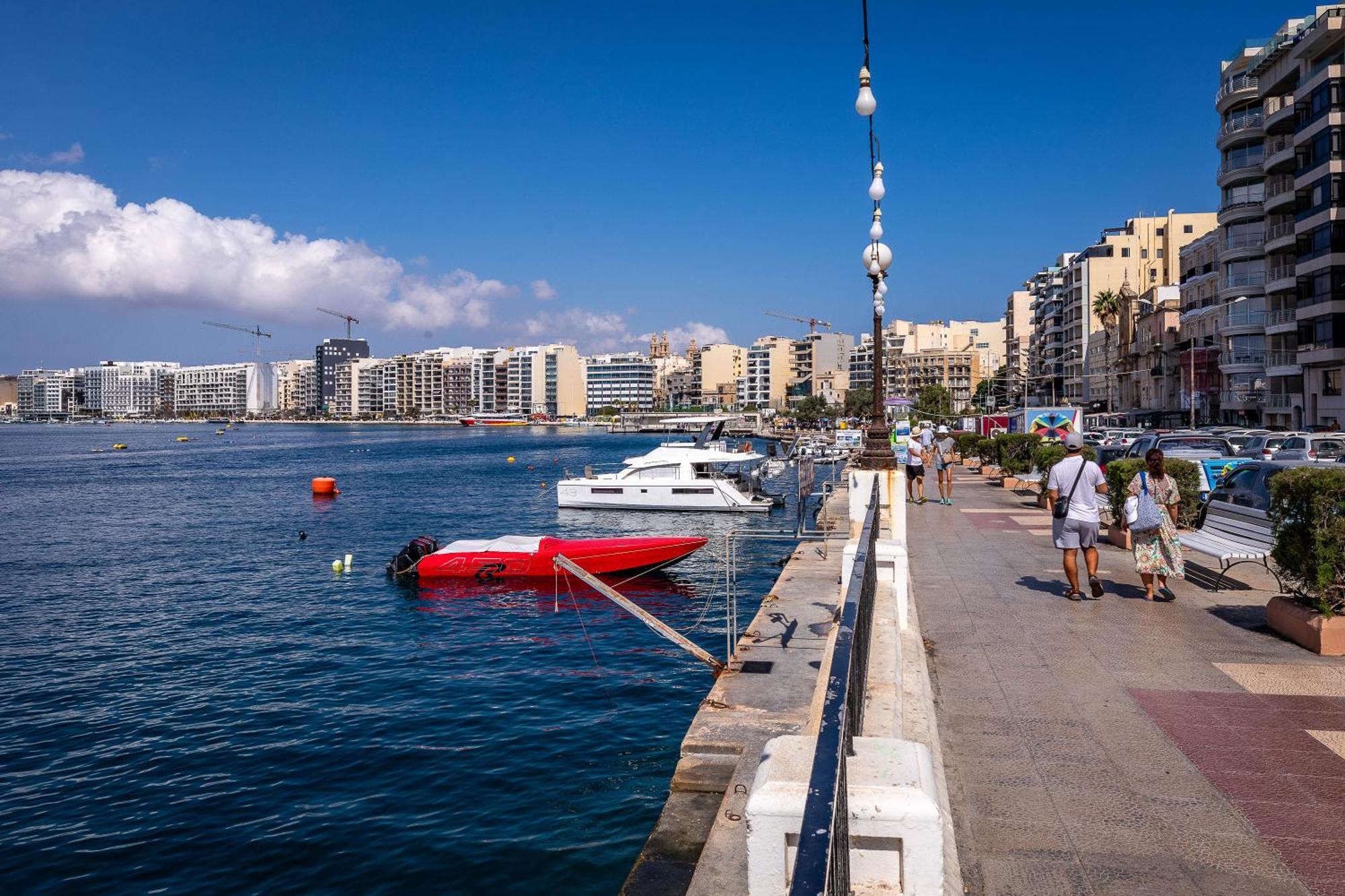 3 Floors Villa On Promenade 4 Bedrooms 3 Bathrooms V1 Sliema Eksteriør bilde