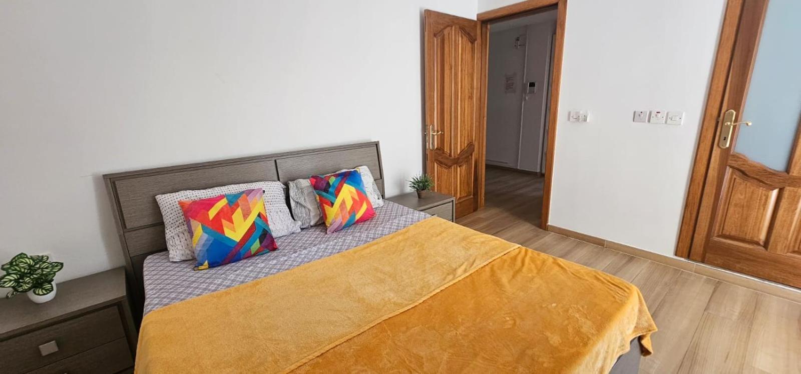 3 Floors Villa On Promenade 4 Bedrooms 3 Bathrooms V1 Sliema Eksteriør bilde