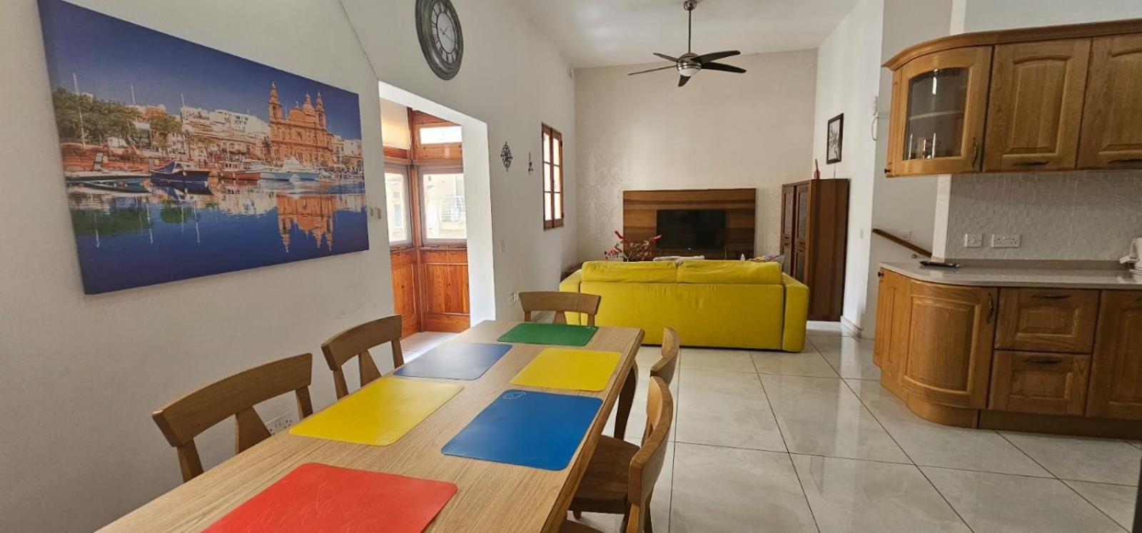 3 Floors Villa On Promenade 4 Bedrooms 3 Bathrooms V1 Sliema Eksteriør bilde